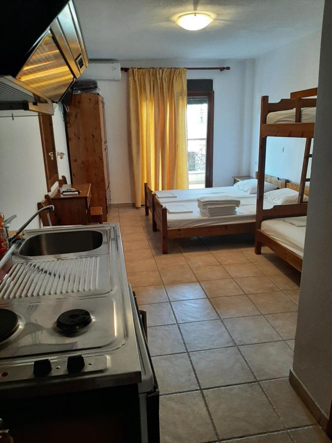 Hotel Kosmas Sarti Exterior foto
