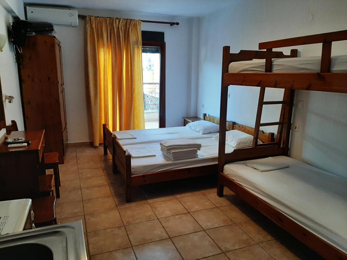 Hotel Kosmas Sarti Exterior foto