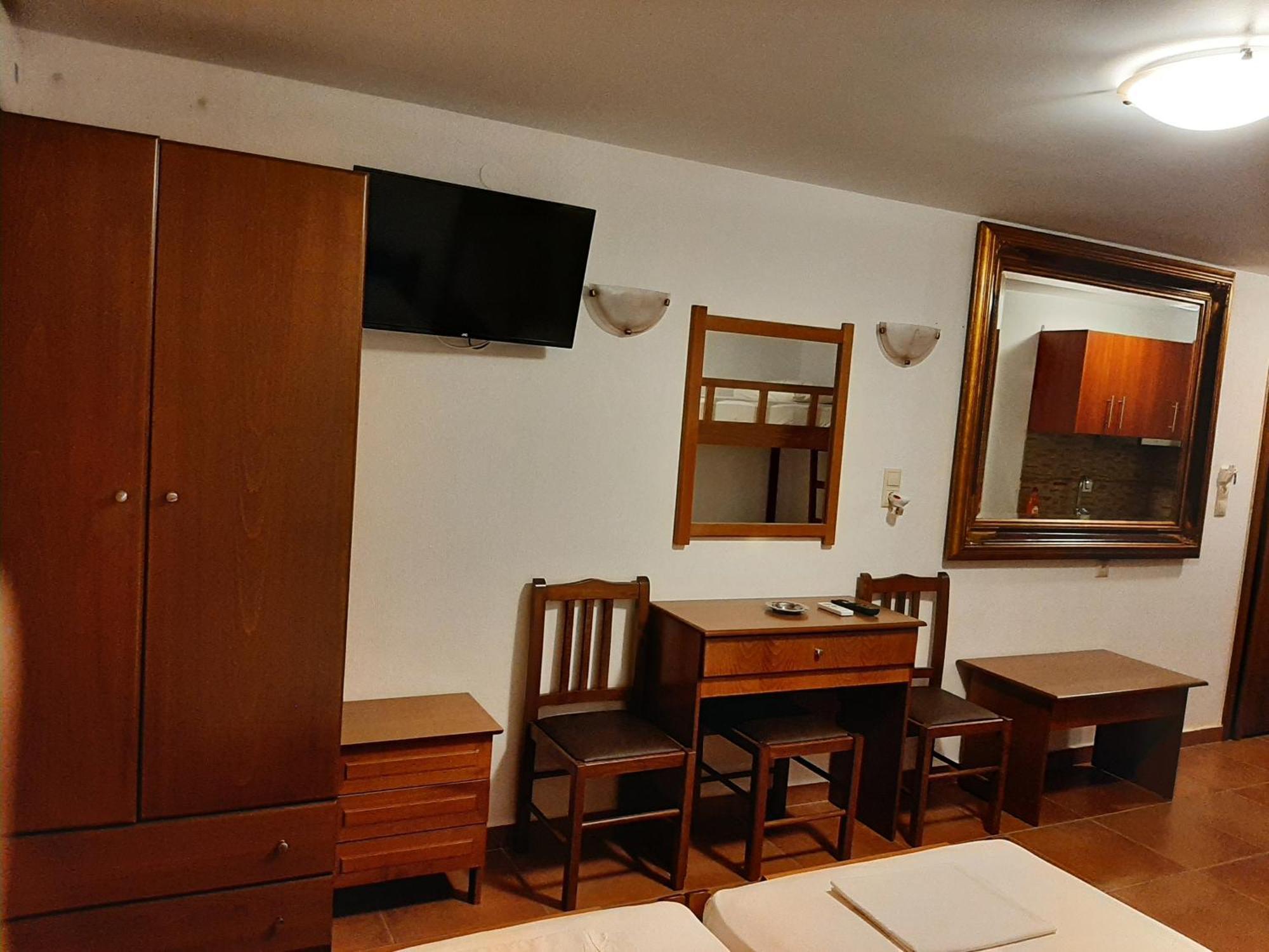 Hotel Kosmas Sarti Habitación foto