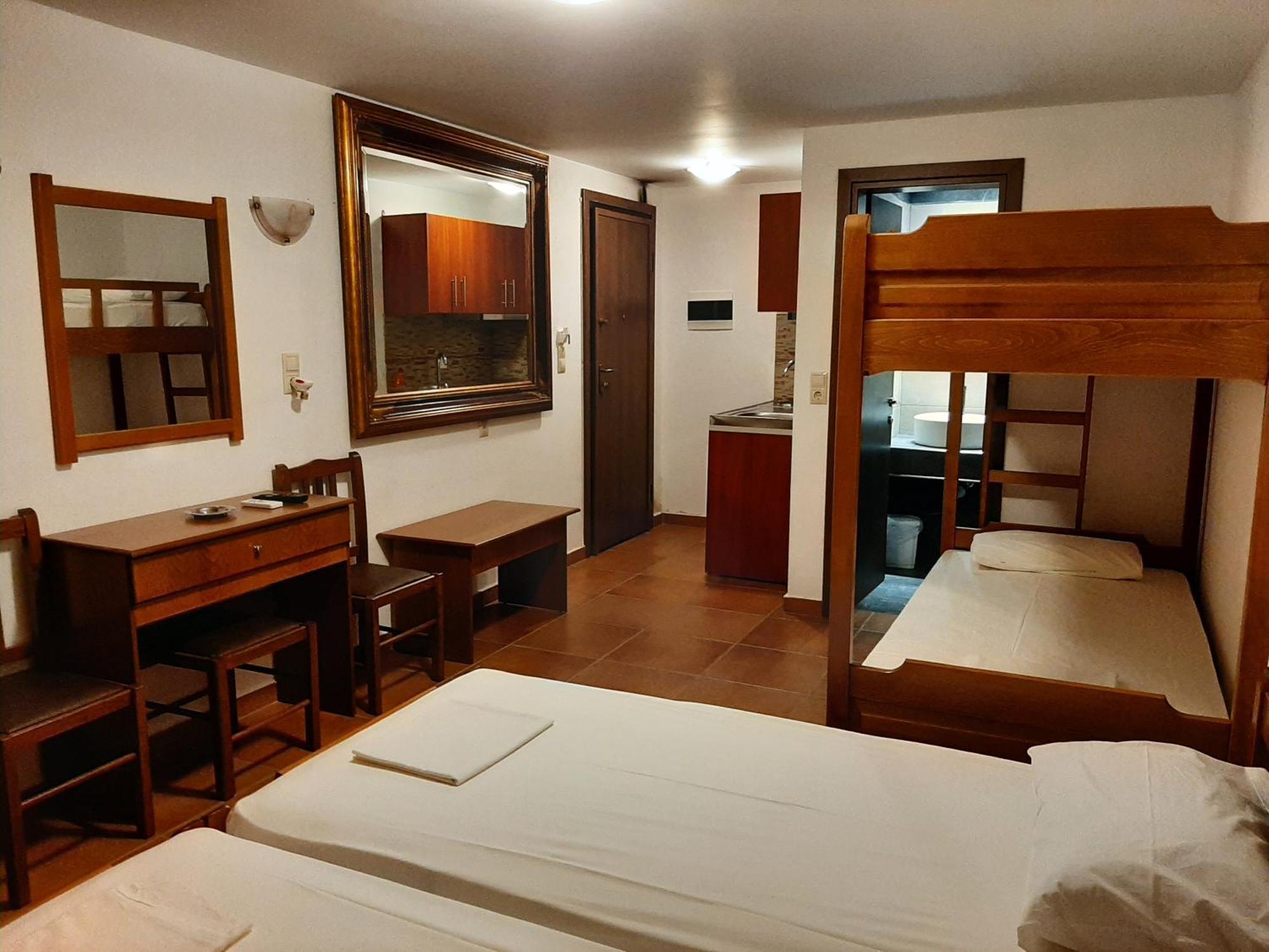 Hotel Kosmas Sarti Habitación foto
