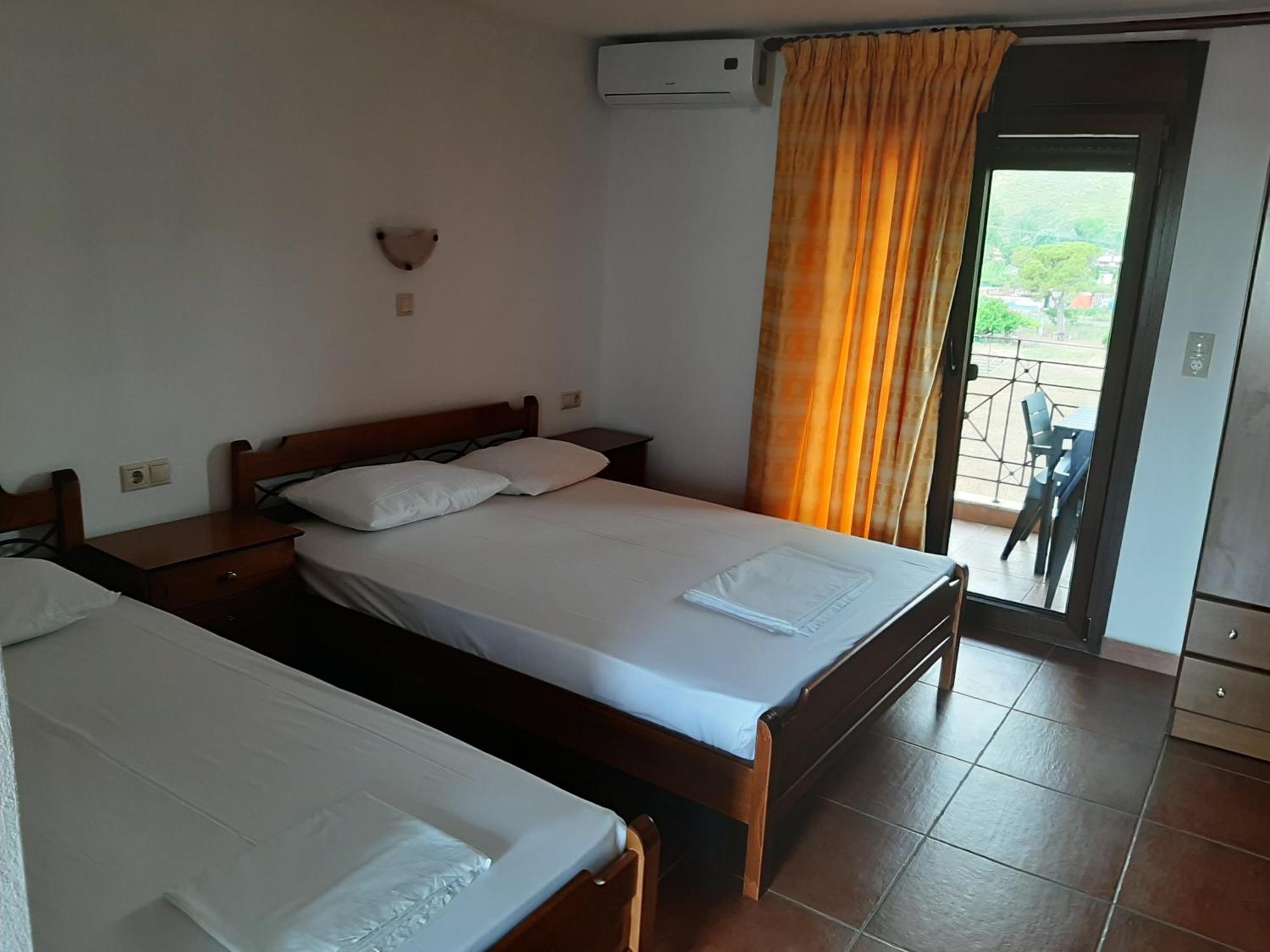 Hotel Kosmas Sarti Habitación foto