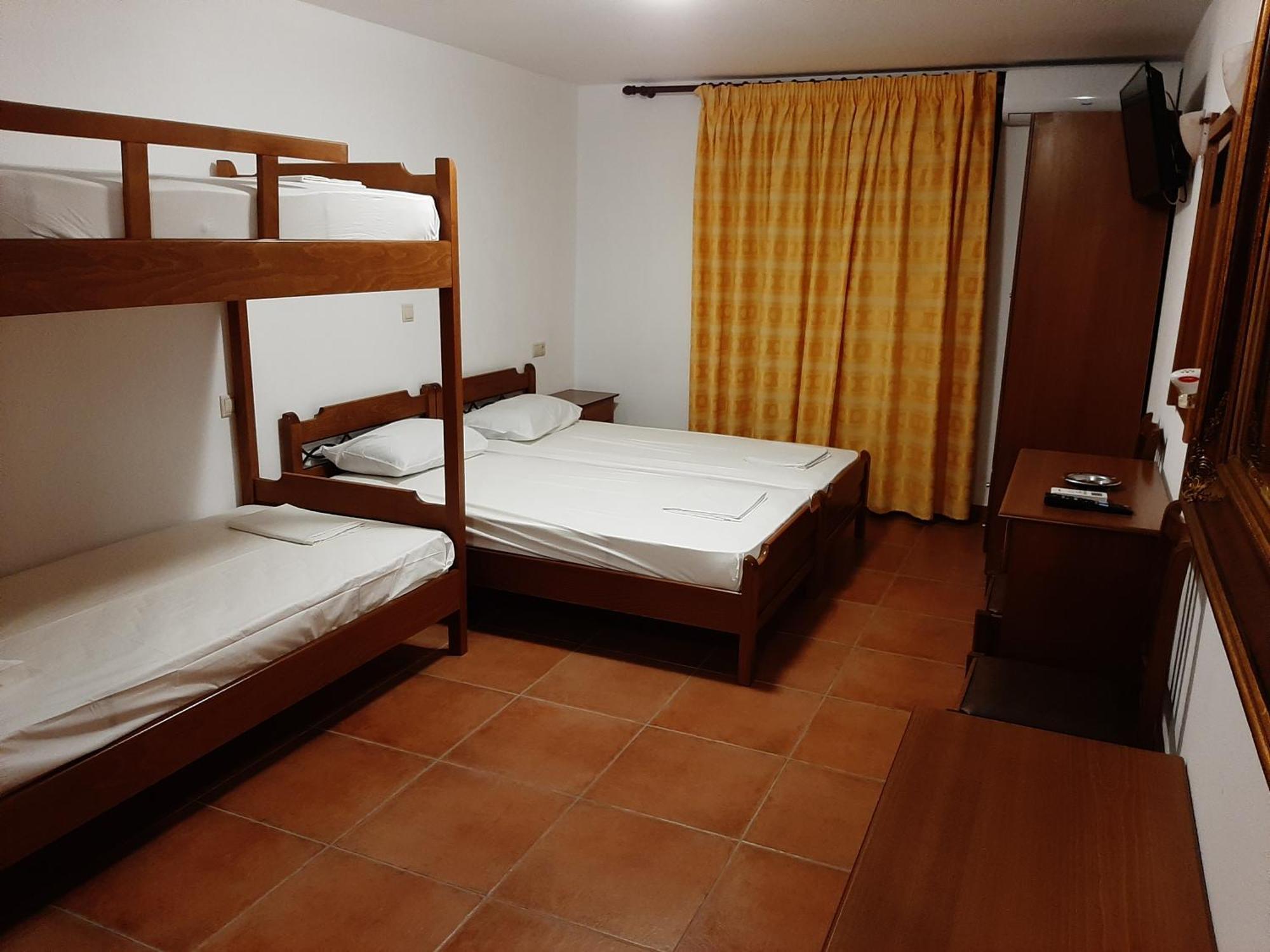 Hotel Kosmas Sarti Habitación foto